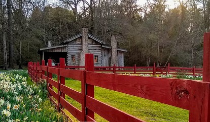 Historical Log Cabin for a Glamping Getaway in Washington, Arkansas - glamping.directory