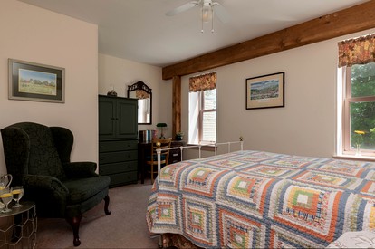 Private Suite for Rent on a Delightful Farm Retreat in Hallowell, Maine - Hallowell, Maine - glamping.directory