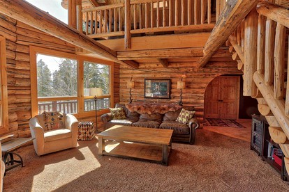 Deluxe Colorado Cabin Rental in the Rockies for a Breckenridge Vacation - Breckenridge, Colorado - glamping.directory