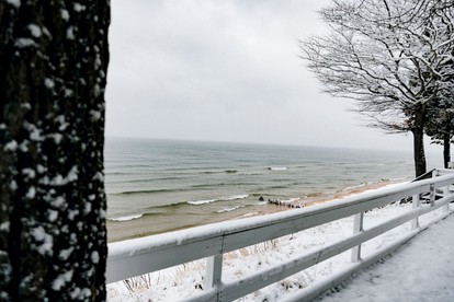 Glamping Getaway to Lake Michigan - Perfect for Romantic Escapes - Muskegon, Michigan - glamping.directory