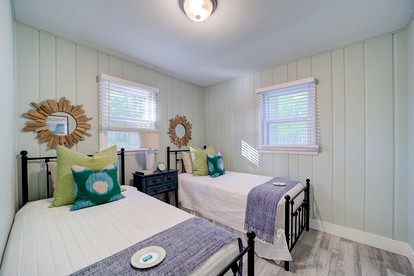 Glamping Getaway to Lake Michigan - Perfect for Romantic Escapes - Muskegon, Michigan - glamping.directory