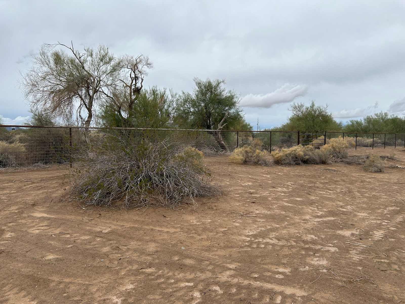 3Acre Desert RV Camp W/ 5’ Fence - Tonopah, Arizona - glamping.directory