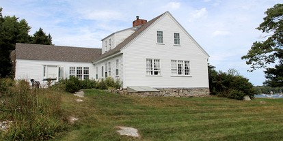 18th-Century Cottage with Historic Fixtures in Lincoln County, Maine - West Boothbay Harbor, Maine - glamping.directory