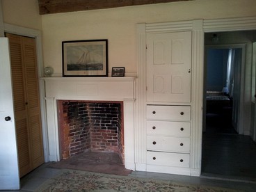 18th-Century Cottage with Historic Fixtures in Lincoln County, Maine - West Boothbay Harbor, Maine - glamping.directory