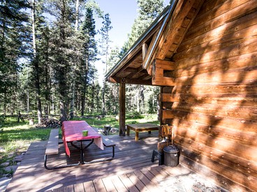 Secluded Cabin Getaway near Lemon Reservoir in the Stunning Forests of Colorado - Durango, Colorado - glamping.directory