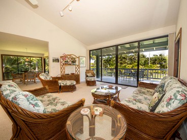 Spacious Villa Getaway beside the Ocean near Kilauea, Hawaii - Kilauea, Hawaii - glamping.directory