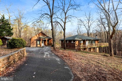 Family-Friendly Mountain Cabins with Bunkhouse & Resort Amenities Near Sleepy Creek, Hedgesville, WV - glamping.directory