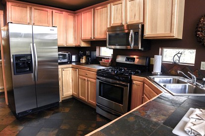 Rustic Mountain Retreat with Continental Divide Views near Rocky Mountain National Park, Colorado - Estes Park, Colorado - glamping.directory