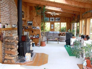 Family-Friendly Cabin in the Deerfield Valley of Mount Snow, West Dover Vermont - West Dover, Vermont - glamping.directory