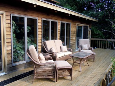 Family-Friendly Cabin in the Deerfield Valley of Mount Snow, West Dover Vermont - West Dover, Vermont - glamping.directory
