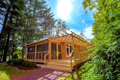 Charming Cottage Rental with Hot Tub in Lovely Wooded Setting near the Mohawk State Forest, Connecticut - glamping.directory