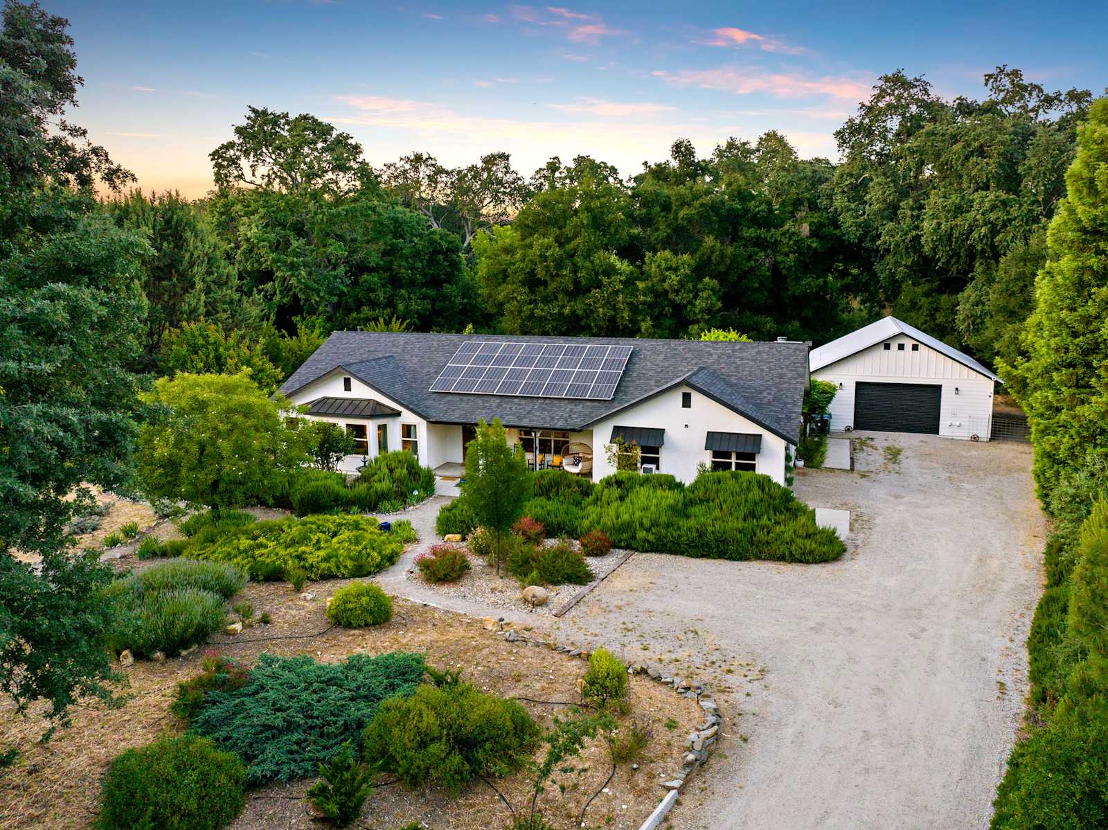 Chateau Vigne Boondocks + RV sites - Atascadero, California - glamping.directory