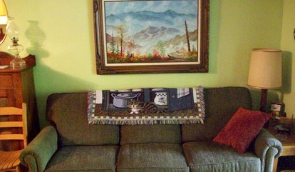 Comfortable Cottage Nestled on a Creek near Great Smoky Mountains National Park, Tennessee - Cosby, Tennessee - glamping.directory