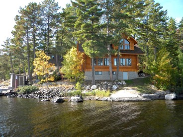 Waterfront Cabin Rental with Deck and Incredible Views on Crane Lake, Minnesota - Crane Lake, Minnesota - glamping.directory