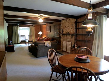 Charming and Cozy Cottage Rental in Secluded Woodlands near Mineola, Texas - Mineola, Texas - glamping.directory