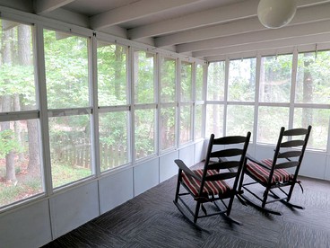 Charming and Cozy Cottage Rental in Secluded Woodlands near Mineola, Texas - Mineola, Texas - glamping.directory