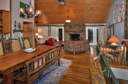 Stunning Cabin Surrounded by Waterfalls near Sapphire, North Carolina - Sapphire, North Carolina - glamping.directory