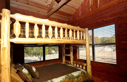 Charming Log Cabin Perfect for a Summer Staycation in Texas Hill Country - Canyon Lake, Texas - glamping.directory