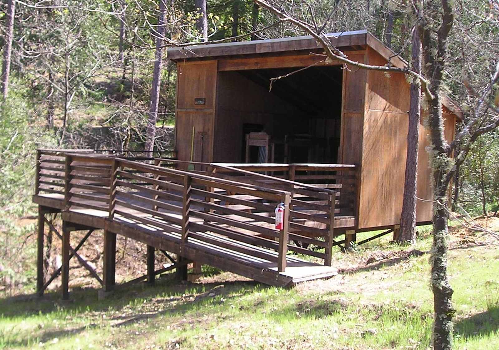 Camp Watanda at Lake Vera - Nevada City, California - glamping.directory