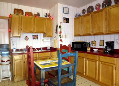 Spacious Family-Friendly Log Cabin Rental for 14 Guests near Prescott, Arizona - Prescott, Arizona - glamping.directory