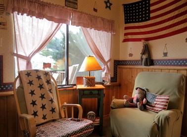 Spacious Family-Friendly Log Cabin Rental for 14 Guests near Prescott, Arizona - Prescott, Arizona - glamping.directory