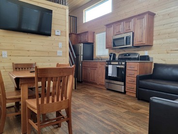 Peaceful Desert Escape in a Stylish New Tiny Home in Williams, Arizona - Williams, Arizona - glamping.directory