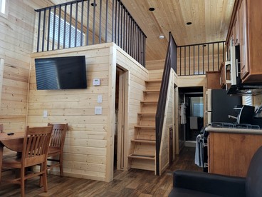 Peaceful Desert Escape in a Stylish New Tiny Home in Williams, Arizona - Williams, Arizona - glamping.directory