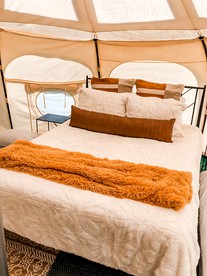 Beautiful Nashville Glamping Site for a Rural Tennessee Vacation - Eagleville, Tennessee - glamping.directory
