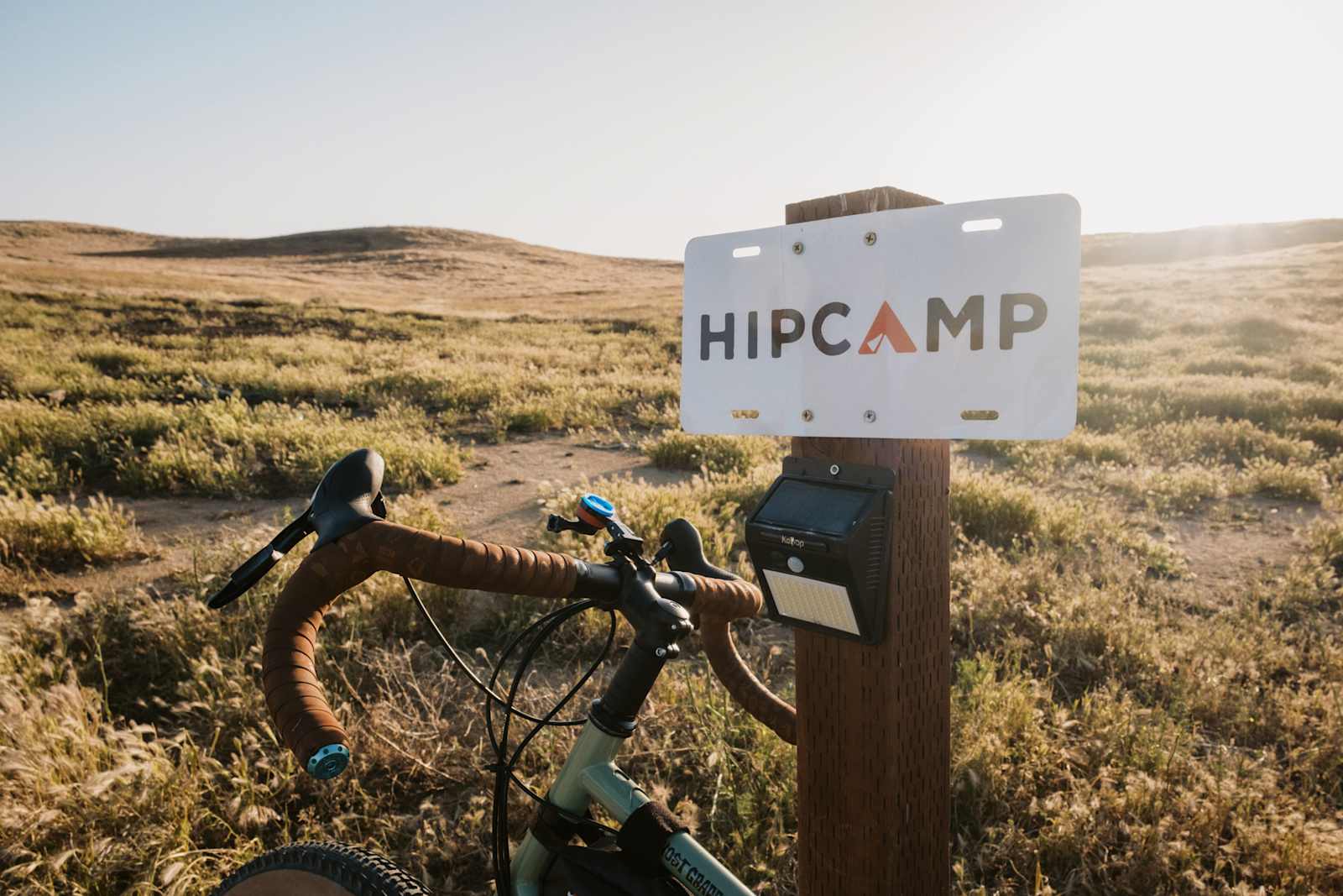 Magic Portal Stargazer’s Retreat - Lancaster, California - glamping.directory