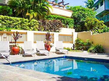 Oceanfront Villa for Groups in Koloa, Hawaii - Koloa, Hawaii - glamping.directory