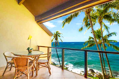 Oceanfront Villa for Groups in Koloa, Hawaii - Koloa, Hawaii - glamping.directory