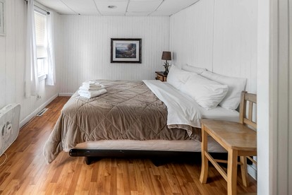 Charming Cabin Near Plymouth Rock, Massachusetts - Plymouth, Massachusetts - glamping.directory