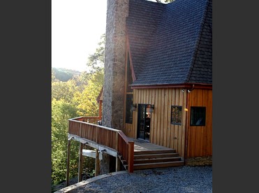 Grand Southern-Style Villa with 27-Acres of Private Woodlands in Southwestern Virginia - Dugspur, Virginia - glamping.directory