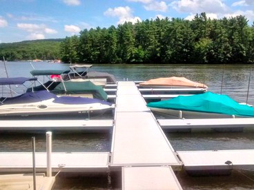 Family and Pet-Friendly Cabin Rental with a Dock Slip near the Wisp Resort, Maryland - Swanton, Maryland - glamping.directory