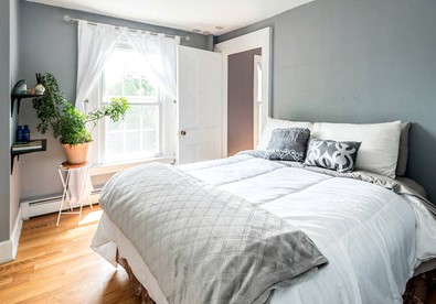 27-Person Luxury Villa Rental in Hudson Valley, New York - Monroe, New York - glamping.directory