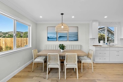 Breathtaking Oceanfront Beach House with Barbecue and Hot-tub in Pacifica, California - Pacifica, California - glamping.directory