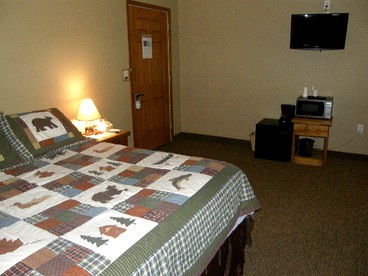 Delightful Suite Rental with ADA Facilities and Wheelchair Access in Northern Idaho - Bonners Ferry, Idaho - glamping.directory