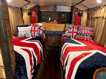 Feel Like Royalty in this Luxurious London Bus near Bryson City, North Carolina - Bryson City, North Carolina - glamping.directory