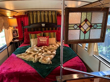 Feel Like Royalty in this Luxurious London Bus near Bryson City, North Carolina - Bryson City, North Carolina - glamping.directory