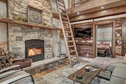 Incredible Rustic Cabin with Modern Amenities, Mountain Vistas, and Fire Pit near Boulder, Colorado - Golden, Colorado - glamping.directory