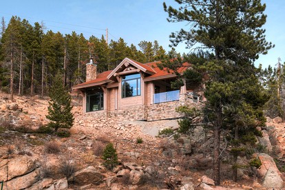 Incredible Rustic Cabin with Modern Amenities, Mountain Vistas, and Fire Pit near Boulder, Colorado - glamping.directory
