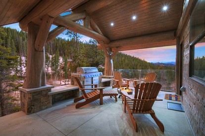 Incredible Rustic Cabin with Modern Amenities, Mountain Vistas, and Fire Pit near Boulder, Colorado - Golden, Colorado - glamping.directory