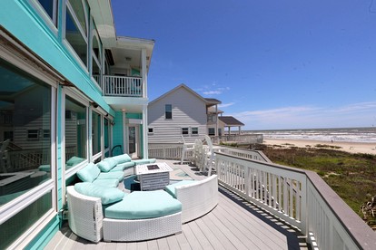 Luxurious Spacious Beach House with Gorgeous Sea Views in Galveston, Texas - Galveston, Texas - glamping.directory