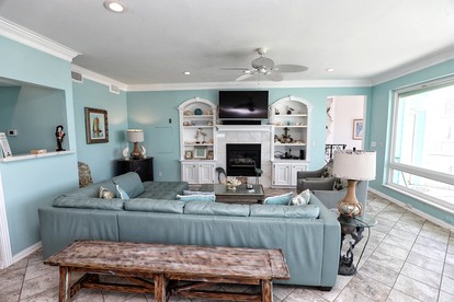 Luxurious Spacious Beach House with Gorgeous Sea Views in Galveston, Texas - Galveston, Texas - glamping.directory