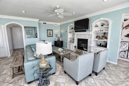 Luxurious Spacious Beach House with Gorgeous Sea Views in Galveston, Texas - Galveston, Texas - glamping.directory