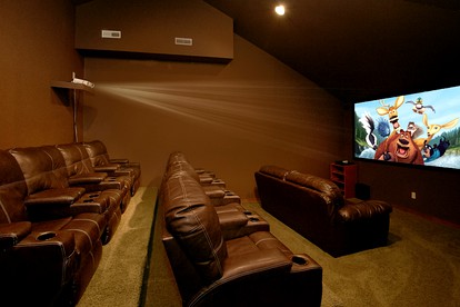 Cozy Cosby Cabin Rental with a Heated Indoor Pool - Cosby, Tennessee - glamping.directory