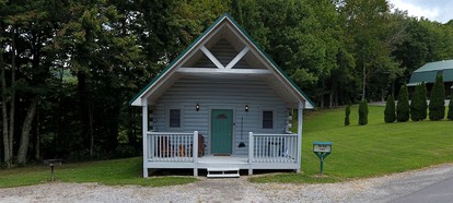 Pet-Friendly Vacation Rental with a Hot Tub near the National Forest in Beaver, West Virginia - glamping.directory
