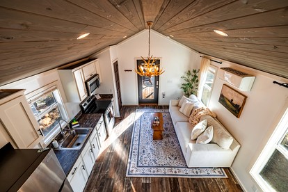 Lakefront Tiny Home Retreat with Private Dock & Sunset Views in Tracy City, Tennessee - Tracy City, Tennessee - glamping.directory
