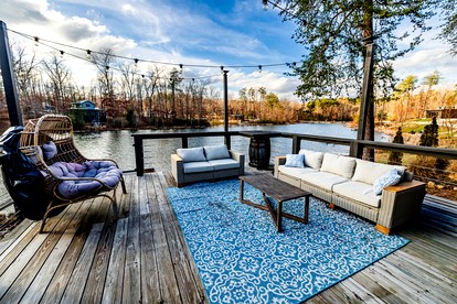 Lakefront Tiny Home Retreat with Private Dock & Sunset Views in Tracy City, Tennessee - Tracy City, Tennessee - glamping.directory