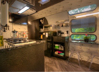 Unique Accommodation for a Glamping Getaway in Columbia, Pennsylvania - Columbia, Pennsylvania - glamping.directory